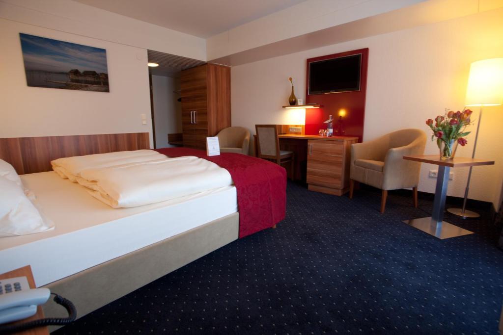 Hotel Knaus Am Hafen Uhldingen-Muehlhofen Ngoại thất bức ảnh