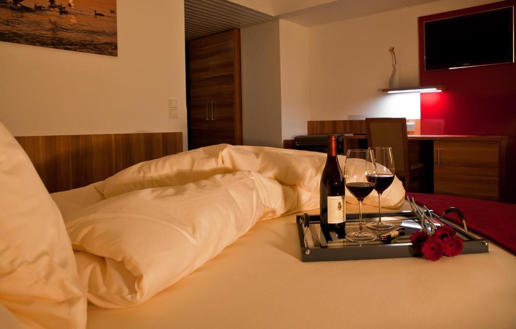 Hotel Knaus Am Hafen Uhldingen-Muehlhofen Phòng bức ảnh