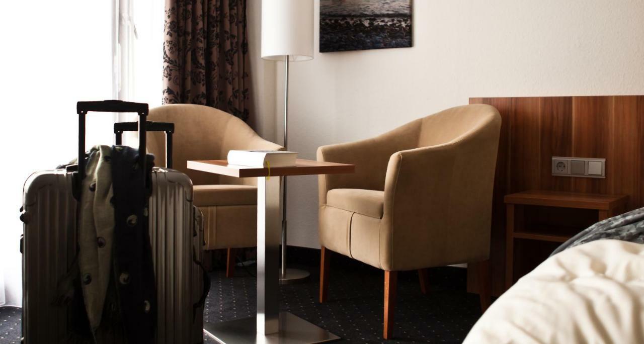 Hotel Knaus Am Hafen Uhldingen-Muehlhofen Ngoại thất bức ảnh